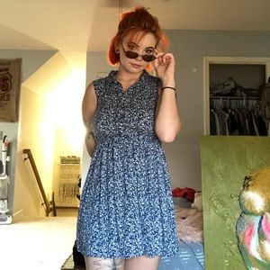 Floral dress with collar